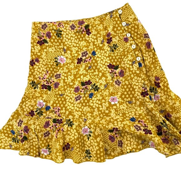 Skylar + Madison Floral Halter Top Mini Skirt Two Piece Set Yellow Small NWT - Picture 6 of 9